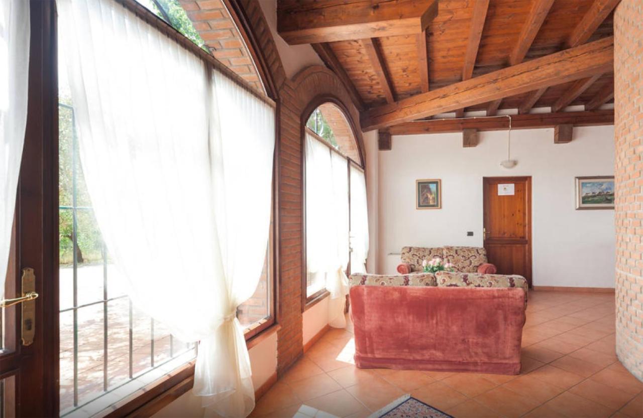 Cascina Tabachera X10 Country House Sirmione Garda Lake Pozzolengo Room photo