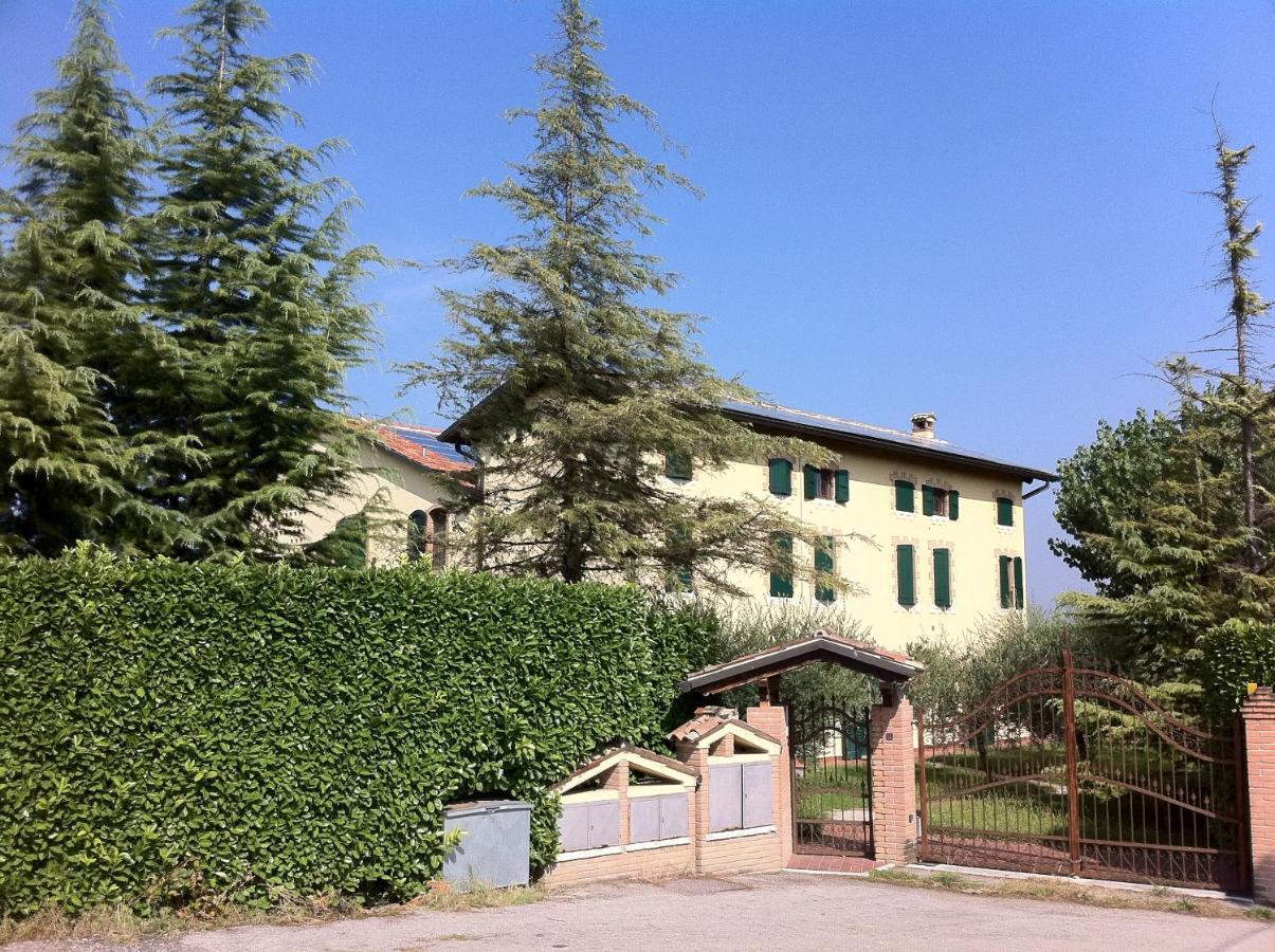 Cascina Tabachera X10 Country House Sirmione Garda Lake Pozzolengo Room photo